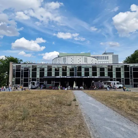 Exklusives Und Helles Dachgeschoss-apartment No 3 Im Zentrum Von Kassel, Schnelles 1gbit Internet, Geschirrspueler, Boxspringbetten 公寓 卡塞尔