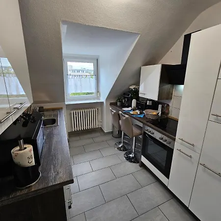 Exklusives Und Helles Dachgeschoss-apartment No 3 Im Zentrum Von Kassel, Schnelles 1gbit Internet, Geschirrspüler, Boxspringbetten