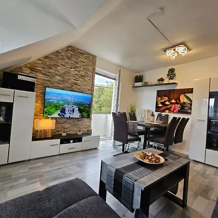 Exklusives Und Helles Dachgeschoss-apartment No 3 Im Zentrum Von Kassel, Schnelles 1gbit Internet, Geschirrspueler, Boxspringbetten 卡塞尔