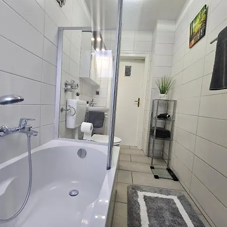 Exklusives Und Helles Dachgeschoss-apartment No 3 Im Zentrum Von Kassel, Schnelles 1gbit Internet, Geschirrspüler, Boxspringbetten * Kassel