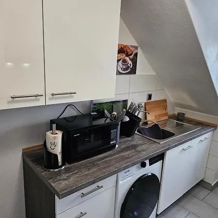 Exklusives Und Helles Dachgeschoss-apartment No 3 Im Zentrum Von Kassel, Schnelles 1gbit Internet, Geschirrspüler, Boxspringbetten Apartamento Kassel