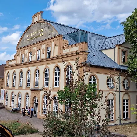 Exklusives Und Helles Dachgeschoss-apartment No 3 Im Zentrum Von Kassel, Schnelles 1gbit Internet, Geschirrspüler, Boxspringbetten Apartamento